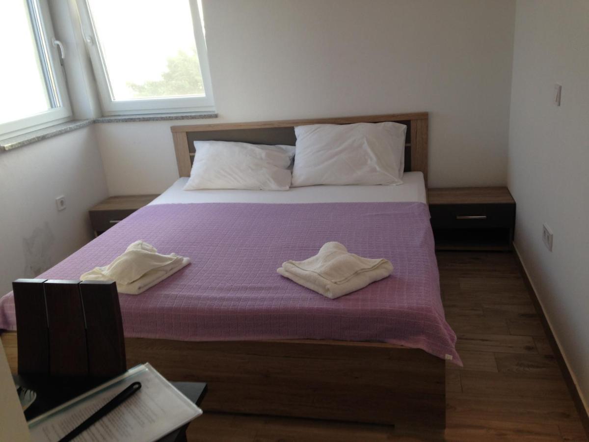 Guesthouse Bencun Medulin Kültér fotó